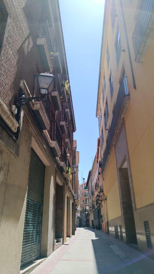 Lc Gavin - Parking Gratis Lägenhet Zaragoza Exteriör bild